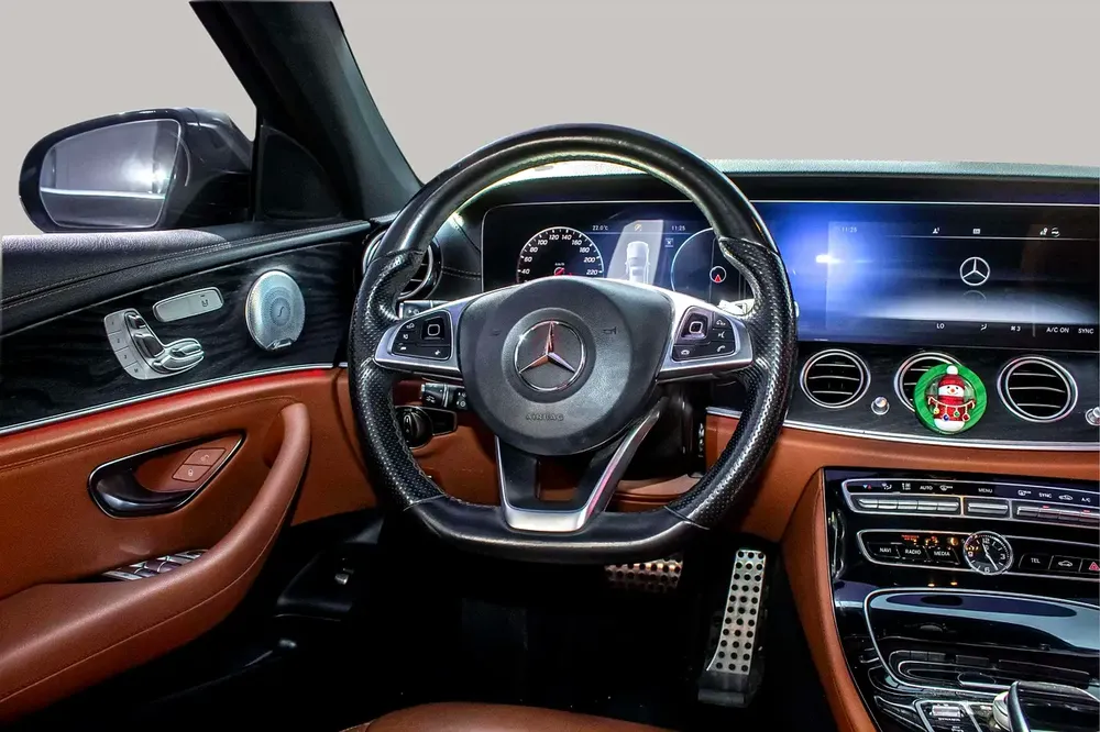 AED 1761/month | 2018 Mercedes-Benz E-Class E 300 | GCC Specs | Ref#417513 - Image 10