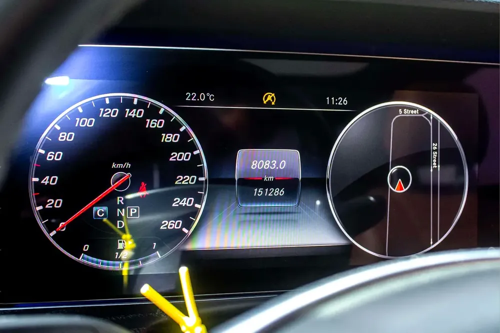 AED 1761/month | 2018 Mercedes-Benz E-Class E 300 | GCC Specs | Ref#417513 - Image 17
