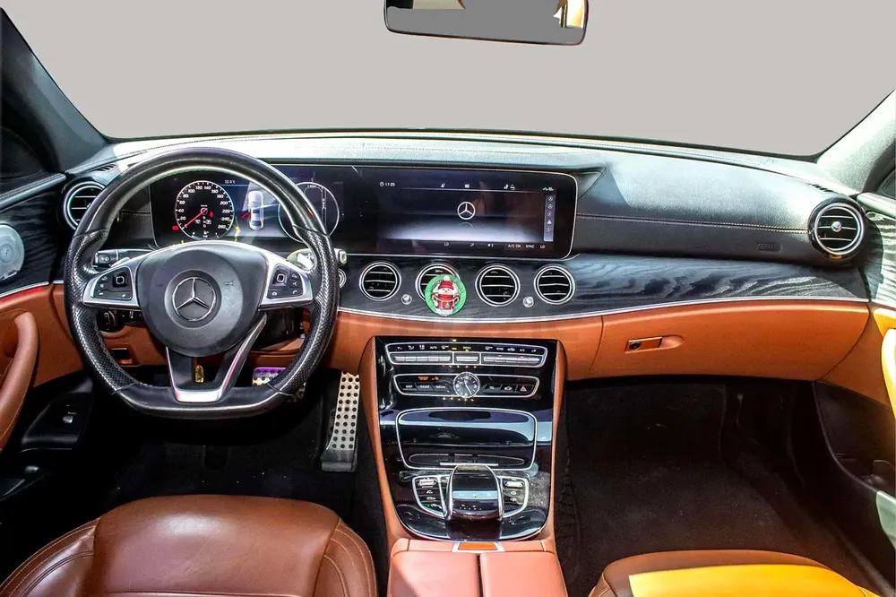 AED 1761/month | 2018 Mercedes-Benz E-Class E 300 | GCC Specs | Ref#417513 - Image 9
