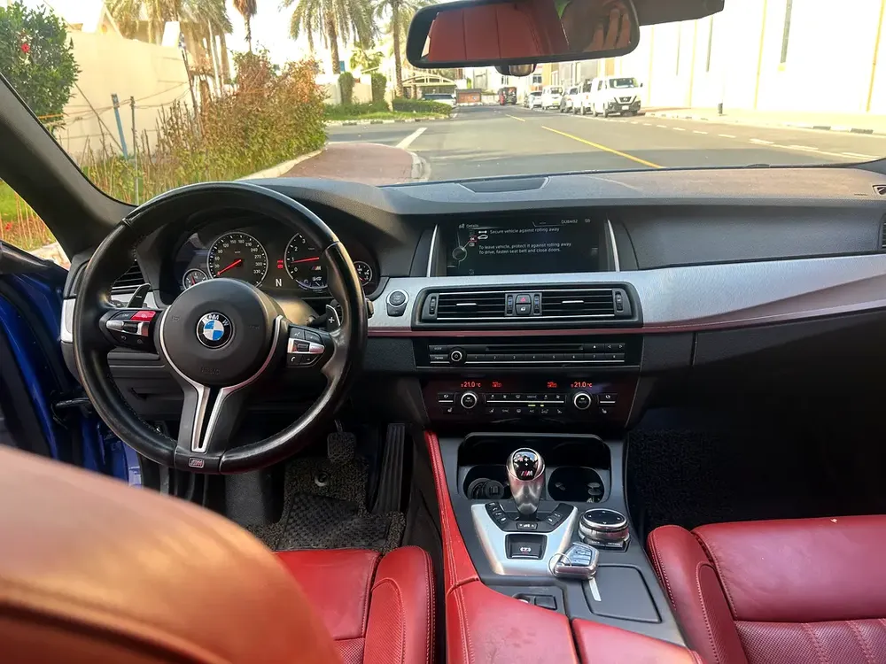 2014 BMW M5 Competition (Korean Specs) - Performance Sedan - Image 8