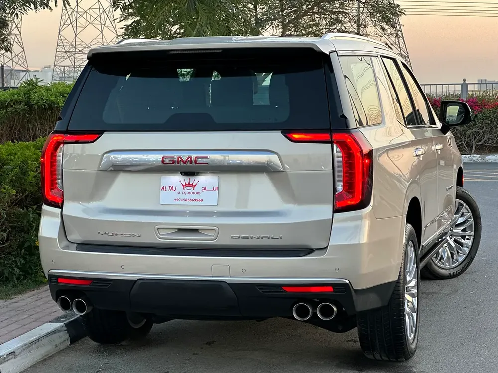 GMC YUKON DENALI 2024 GCC UNDER WARRANTY AND CONTRACT SERVICE FULL OPTION NO ACCIDENTS - Image 5