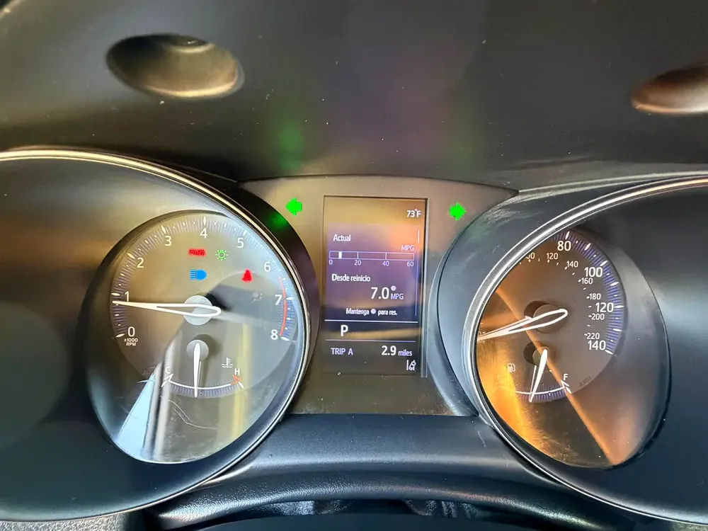 2019 TOYOTA CHR AWD ECO 2.0 USA IMPORTED - Image 14
