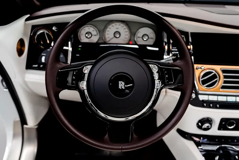 Rolls-Royce Dawn 2020 - Exquisite Luxury Convertible - Image 14