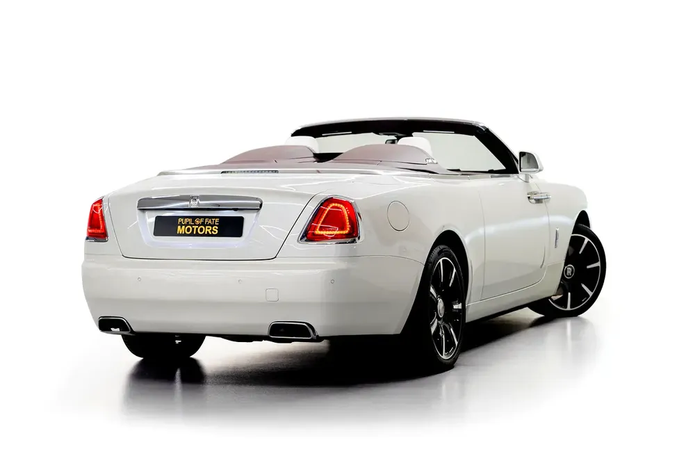 Rolls-Royce Dawn 2020 - Exquisite Luxury Convertible - Image 6