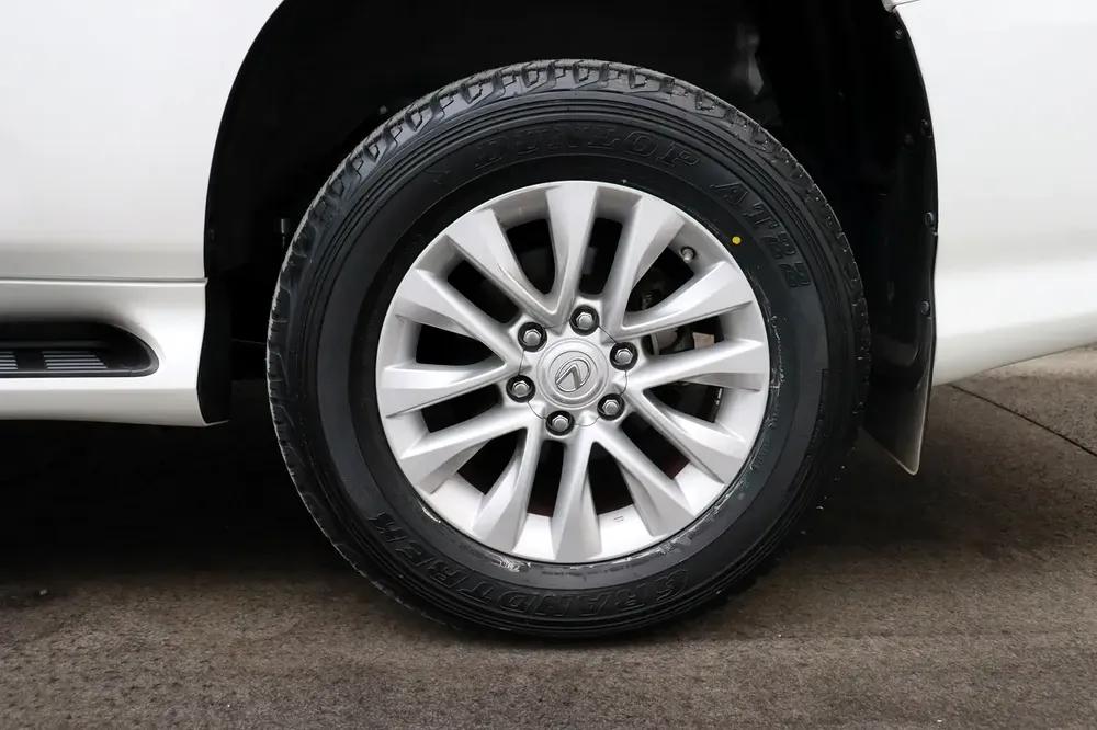 **Special offer** 2023 GX SUV P 4.6L AT Premier - Image 19