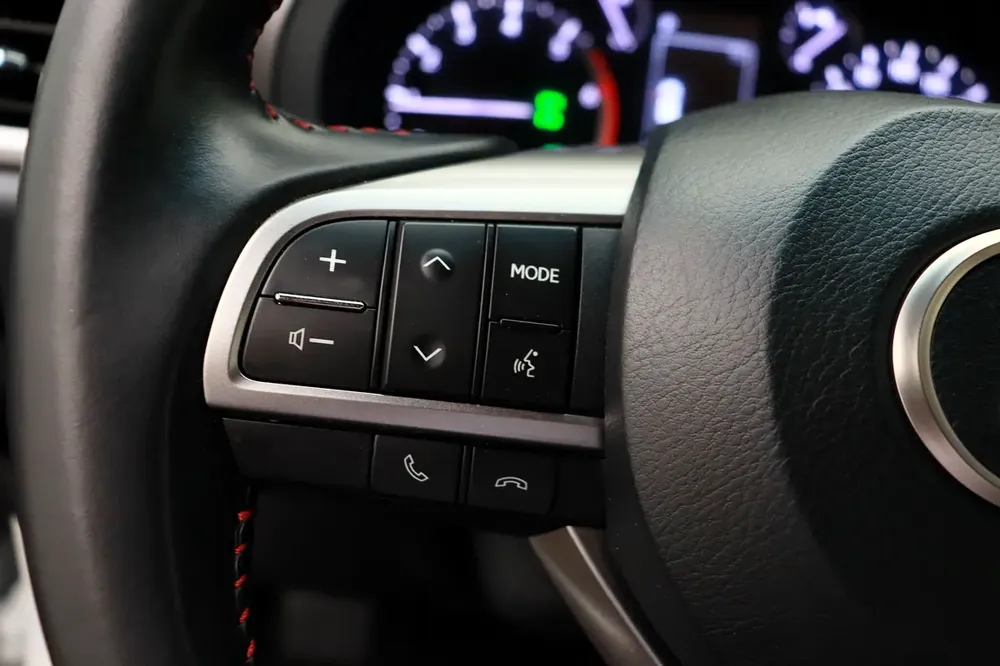 **Special offer** 2023 GX SUV P 4.6L AT Premier - Image 9