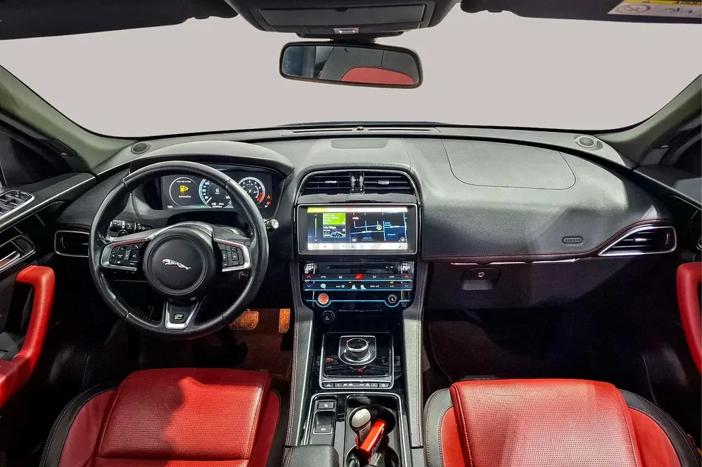 AED 1084/month | 2017 Jaguar F-Pace 35T R-Sport | GCC Specs | Ref#429739 - Image 9