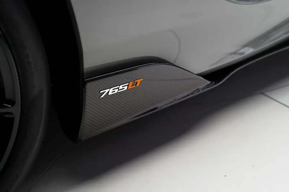 765 LT | FULL CARBON INTERIOR AND EXTERIOR | NARDO GREY | GCC - Image 10