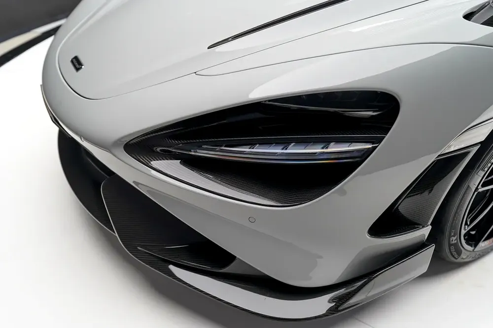 765 LT | FULL CARBON INTERIOR AND EXTERIOR | NARDO GREY | GCC - Image 12