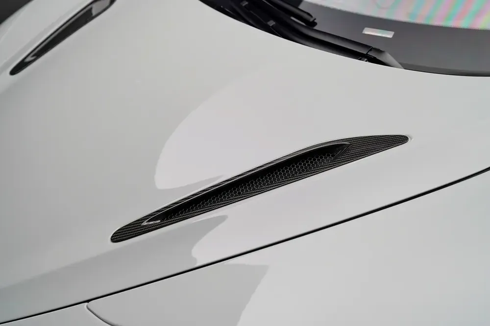 765 LT | FULL CARBON INTERIOR AND EXTERIOR | NARDO GREY | GCC - Image 13