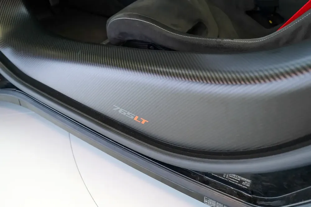 765 LT | FULL CARBON INTERIOR AND EXTERIOR | NARDO GREY | GCC - Image 15