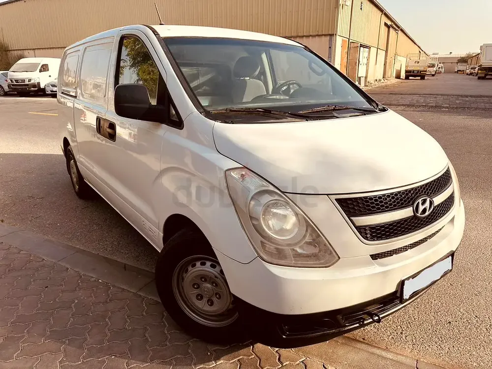 Hyundai H1 Cargo Van - Image 5