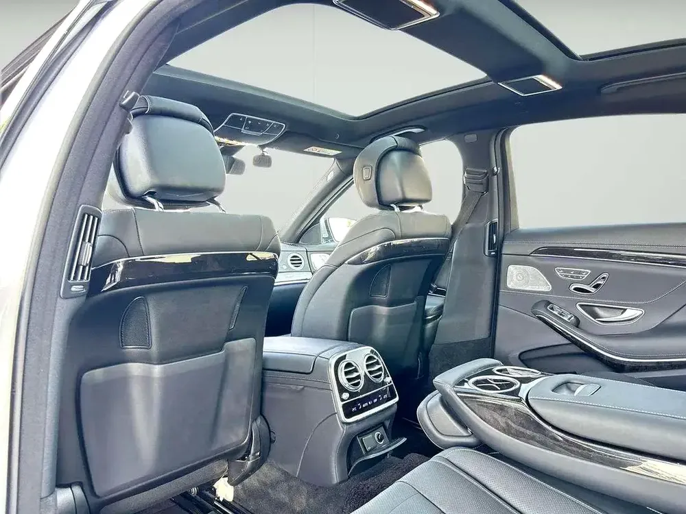 BENZ S560 | 2018 | MINT CONDITION | FRESH JAPAN IMPORT - Image 14