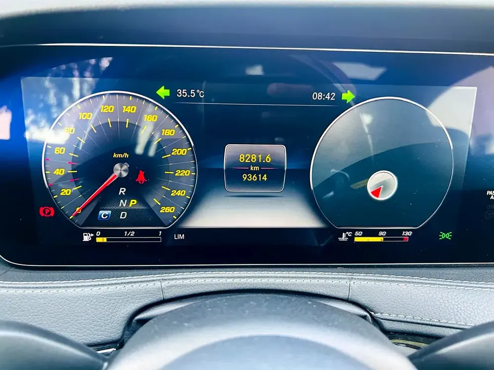 BENZ S560 | 2018 | MINT CONDITION | FRESH JAPAN IMPORT - Image 20