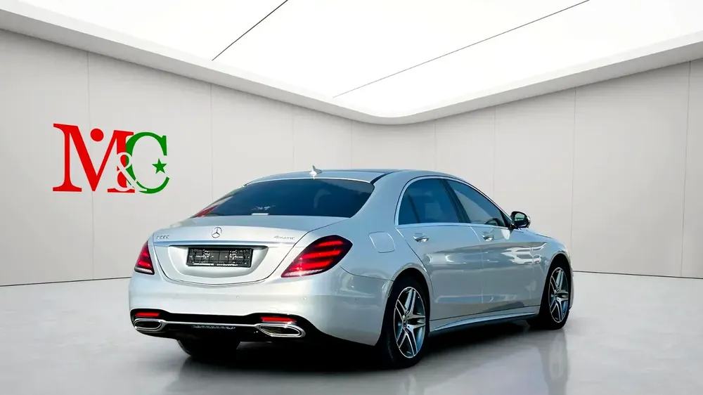 BENZ S560 | 2018 | MINT CONDITION | FRESH JAPAN IMPORT - Image 6