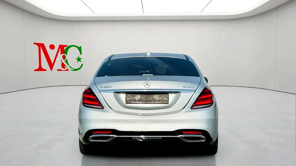 BENZ S560 | 2018 | MINT CONDITION | FRESH JAPAN IMPORT - Image 7