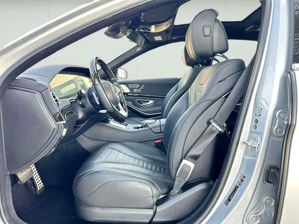 BENZ S560 | 2018 | MINT CONDITION | FRESH JAPAN IMPORT - Image 8