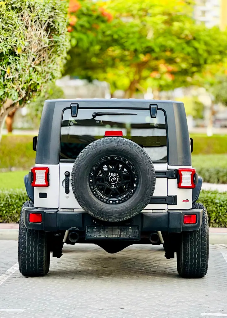 Jeep Wrangler Sport 2009 GCC Specs - Well Maintained - Image 5