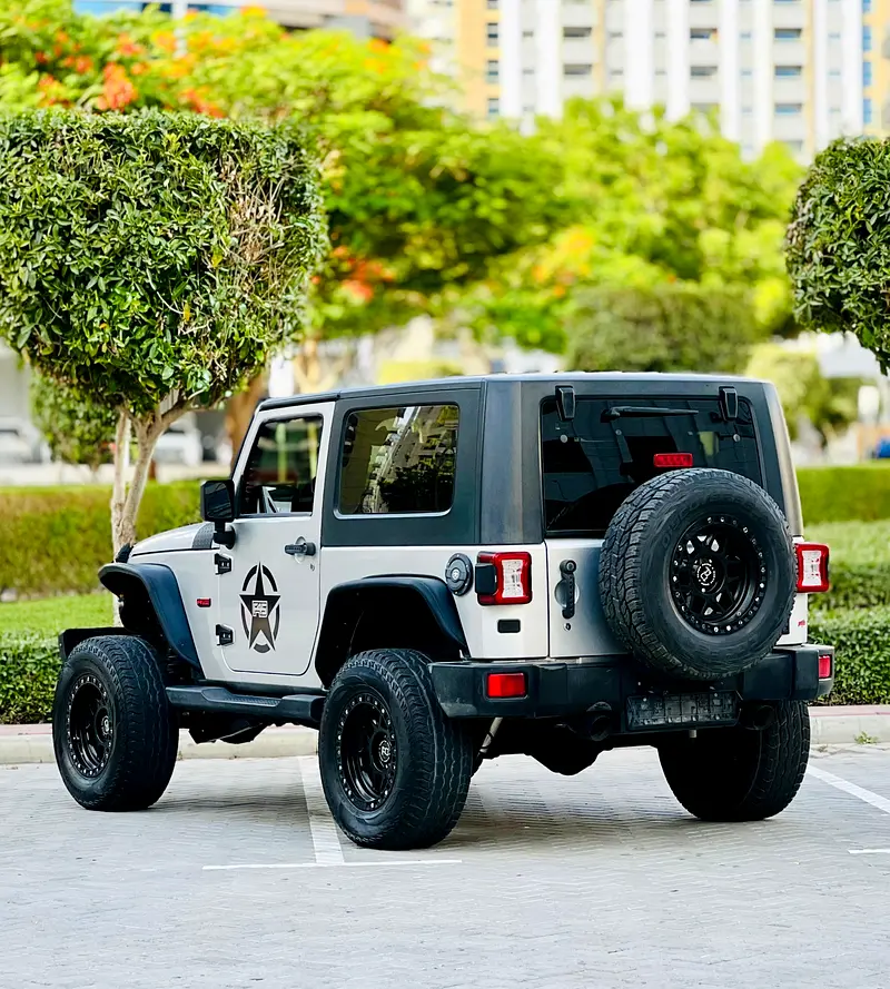 Jeep Wrangler Sport 2009 GCC Specs - Well Maintained - Image 6