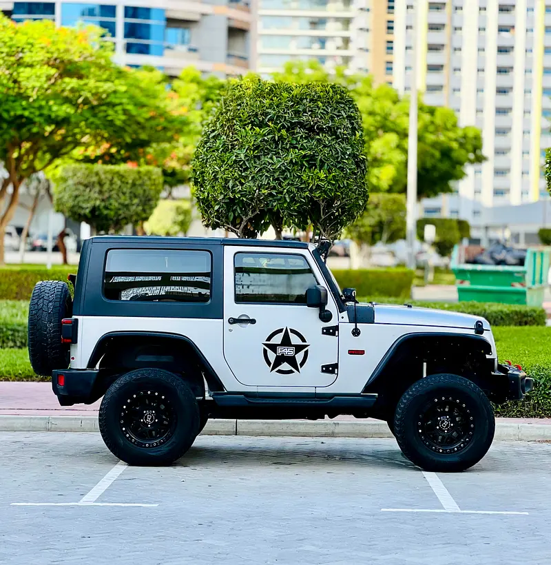 Jeep Wrangler Sport 2009 GCC Specs - Well Maintained - Image 7