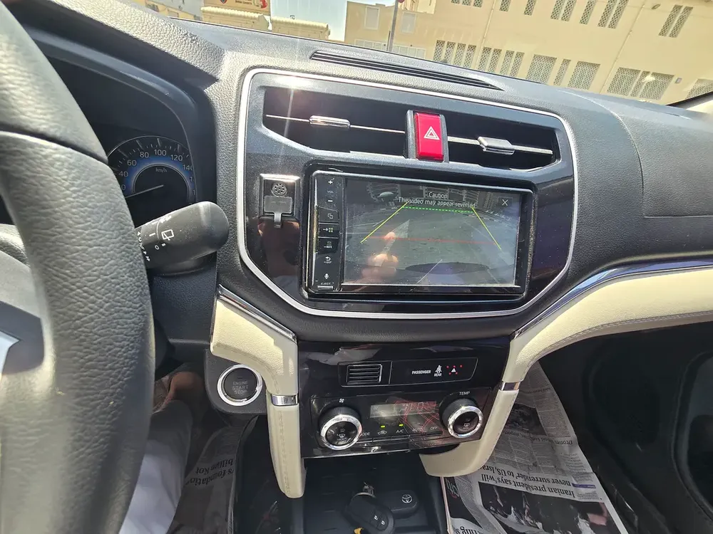 Toyota Rush GX 2023 - GCC Specs - Like New - Image 12