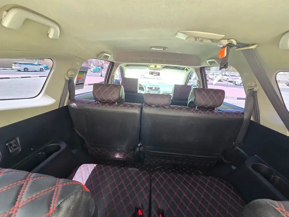 Toyota Rush GX 2023 - GCC Specs - Like New - Image 7