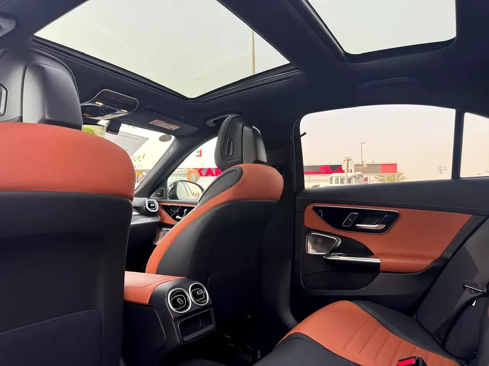 BENZ C43 | ///AMG | 2023 | BROWN INTERIOR | ONLY : 27,596 KM | JAPAN IMPORT | CLEAN TITLE - Image 11