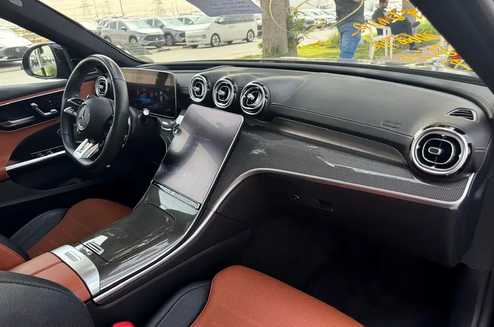 BENZ C43 | ///AMG | 2023 | BROWN INTERIOR | ONLY : 27,596 KM | JAPAN IMPORT | CLEAN TITLE - Image 13