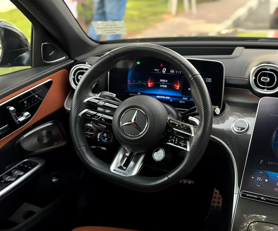 BENZ C43 | ///AMG | 2023 | BROWN INTERIOR | ONLY : 27,596 KM | JAPAN IMPORT | CLEAN TITLE - Image 19