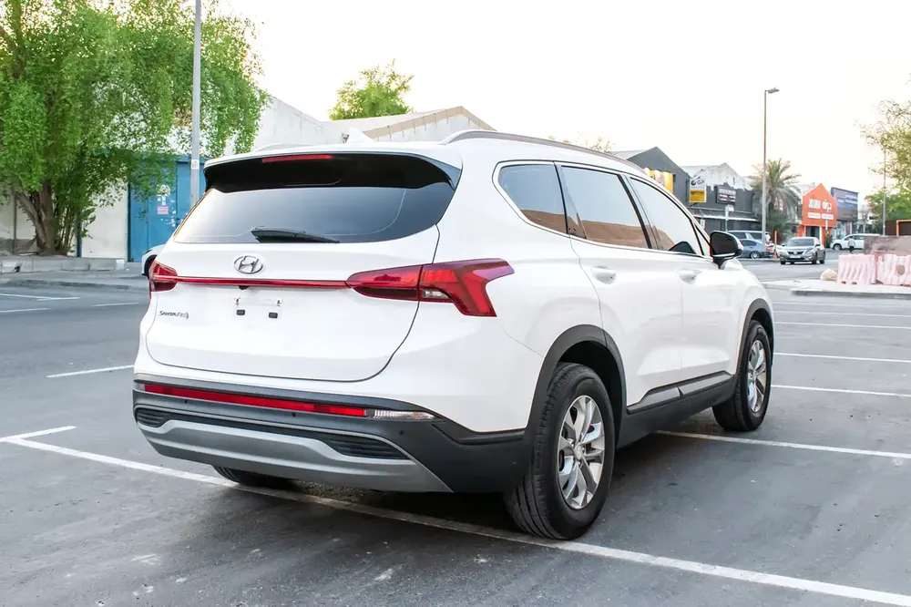 HYUNDAI SANTAFE 2.5L SMART-2023-GCC-1 YEAR WARRANTY-0%DP FINANCE 5YEARS #4518 - Image 10