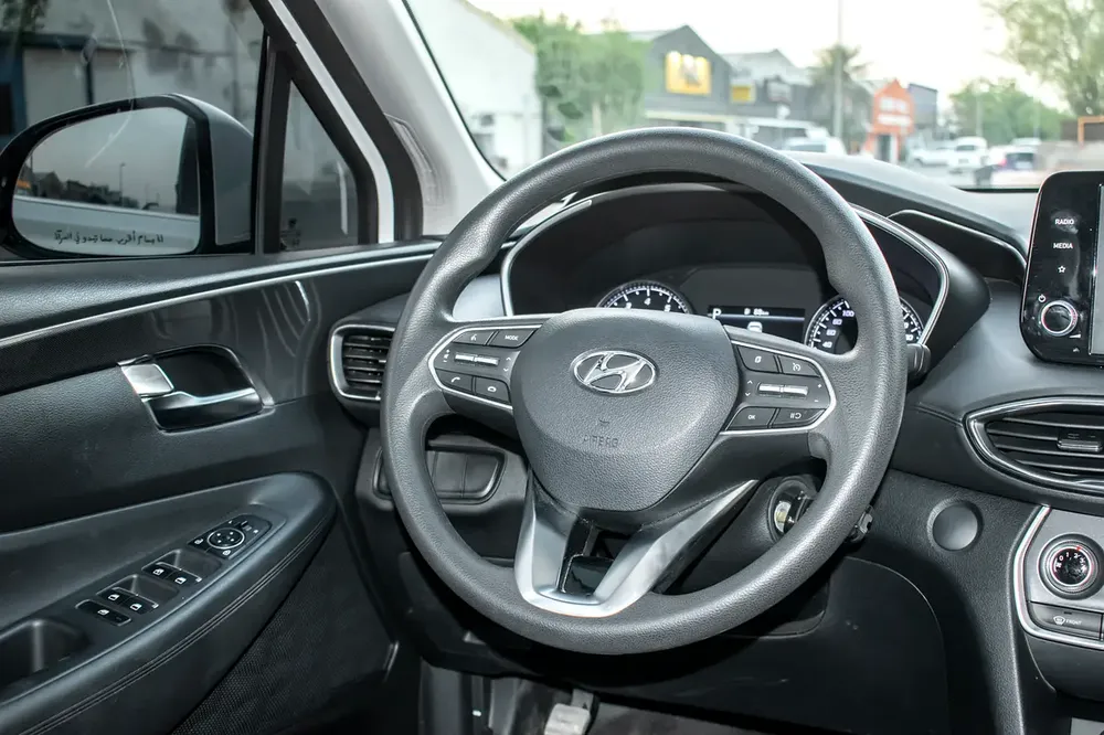 HYUNDAI SANTAFE 2.5L SMART-2023-GCC-1 YEAR WARRANTY-0%DP FINANCE 5YEARS #4518 - Image 6