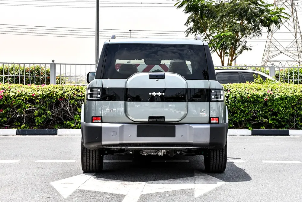 BYD Leopard 7 Titanium 4WD Ultra 2025 | Brand New | Luxury Off-Road SUV - Image 12
