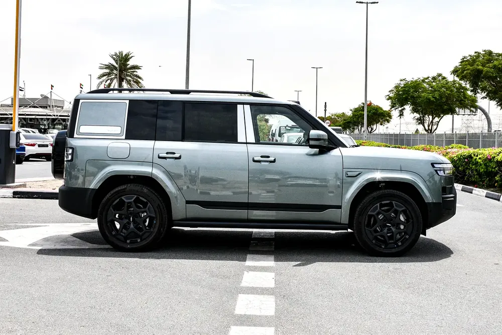 BYD Leopard 7 Titanium 4WD Ultra 2025 | Brand New | Luxury Off-Road SUV - Image 14