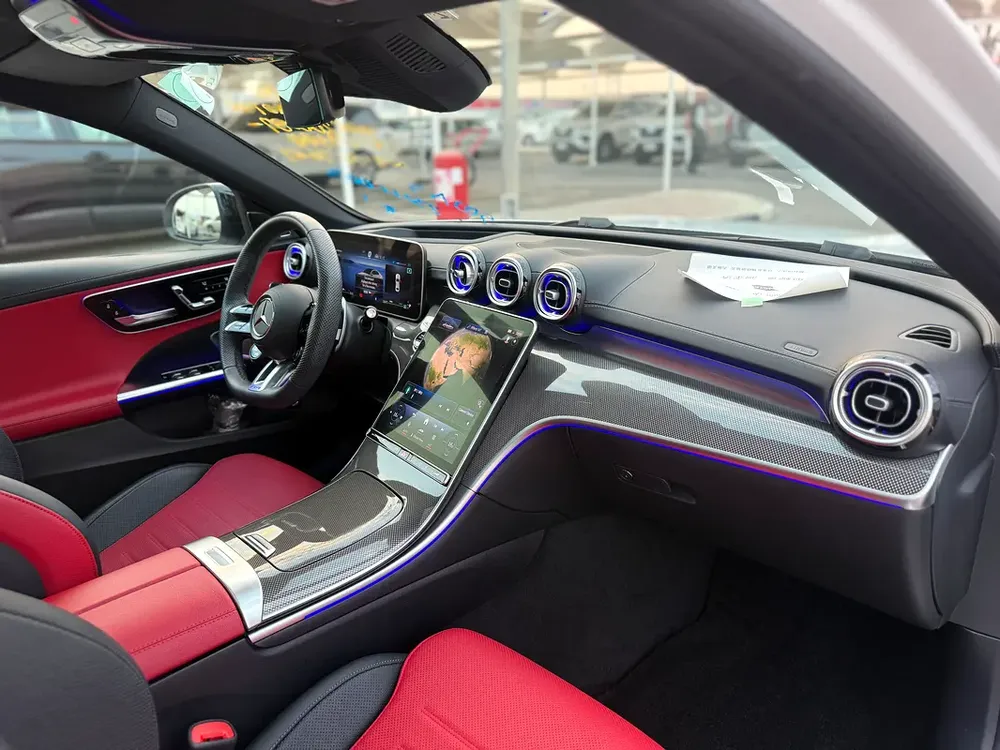 MERCEDES C 43 AMG - 2023 - 17,000 kms - FULL OPTION - JAPANESE SPEC - Image 8
