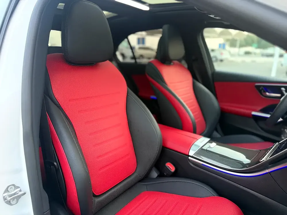 MERCEDES C 43 AMG - 2023 - 17,000 kms - FULL OPTION - JAPANESE SPEC - Image 9