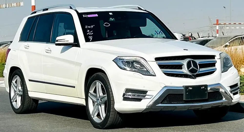 BENZ GLK350 | 2014 | LOW MILEAGE | CLEAN CAR | FRESH JAPAN IMPORT - Image 4