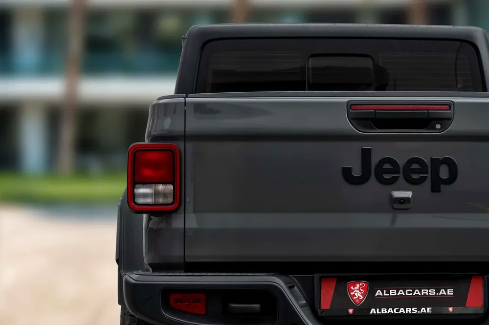 2,840 P.M |  Gladiator Sport | 0% Downpayment | Jeep History! - Image 6