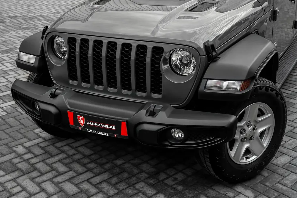 2,840 P.M |  Gladiator Sport | 0% Downpayment | Jeep History! - Image 7