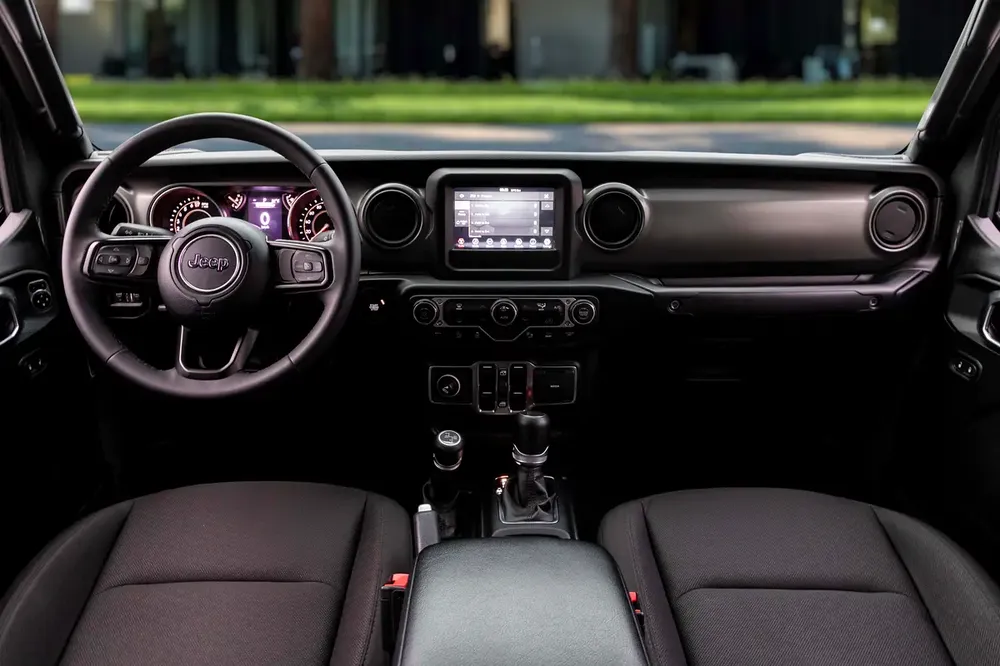 2,840 P.M |  Gladiator Sport | 0% Downpayment | Jeep History! - Image 8