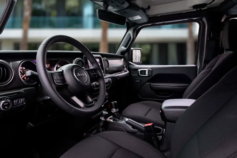 2,840 P.M |  Gladiator Sport | 0% Downpayment | Jeep History! - Image 9