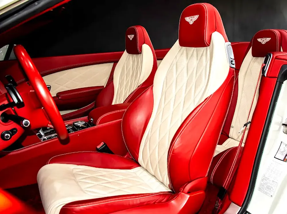 Bentley Continental GTC 2013 | GCC Specs | Pristine Condition ll Low mileage - Image 10
