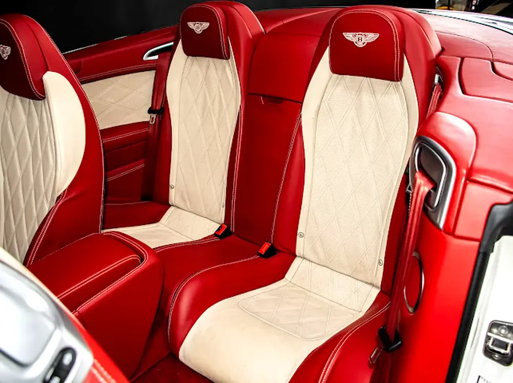 Bentley Continental GTC 2013 | GCC Specs | Pristine Condition ll Low mileage - Image 12