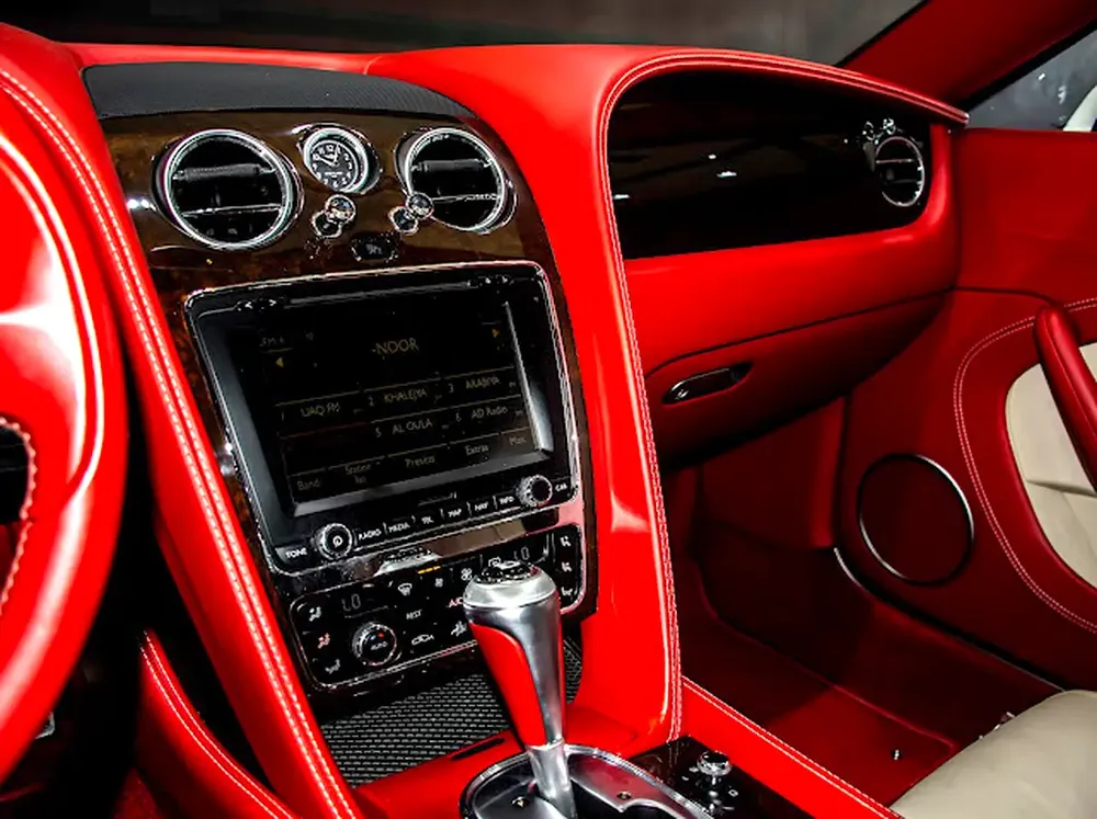 Bentley Continental GTC 2013 | GCC Specs | Pristine Condition ll Low mileage - Image 18