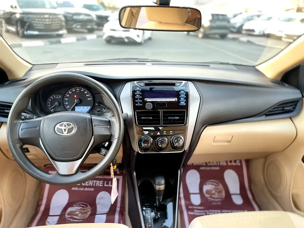 TOYOTA YARIS 2022 SE 1.5 V4 GCC SPECS - Image 12
