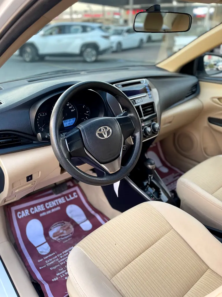TOYOTA YARIS 2022 SE 1.5 V4 GCC SPECS - Image 8