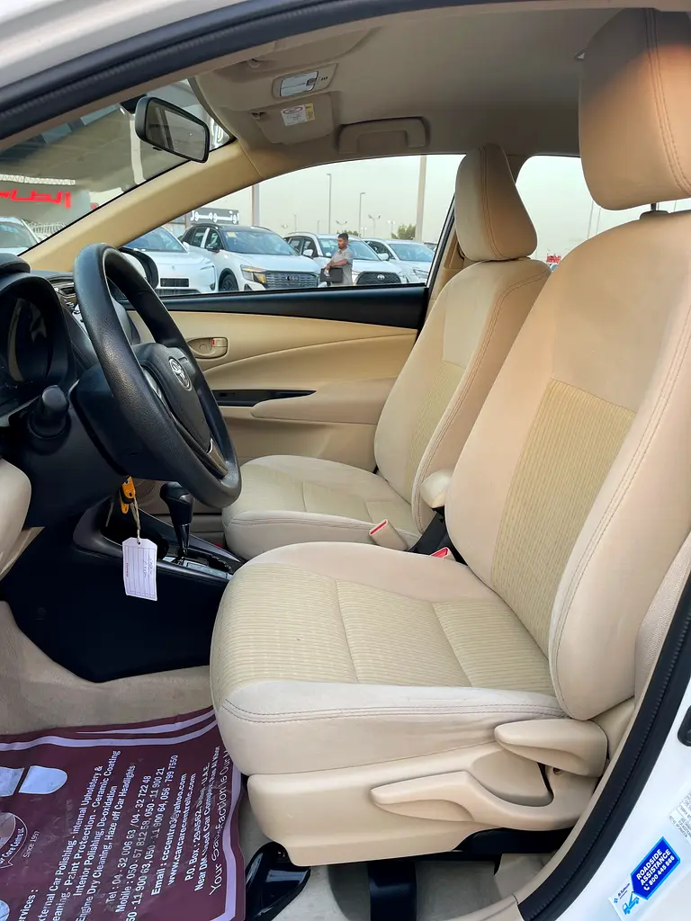 TOYOTA YARIS 2022 SE 1.5 V4 GCC SPECS - Image 9