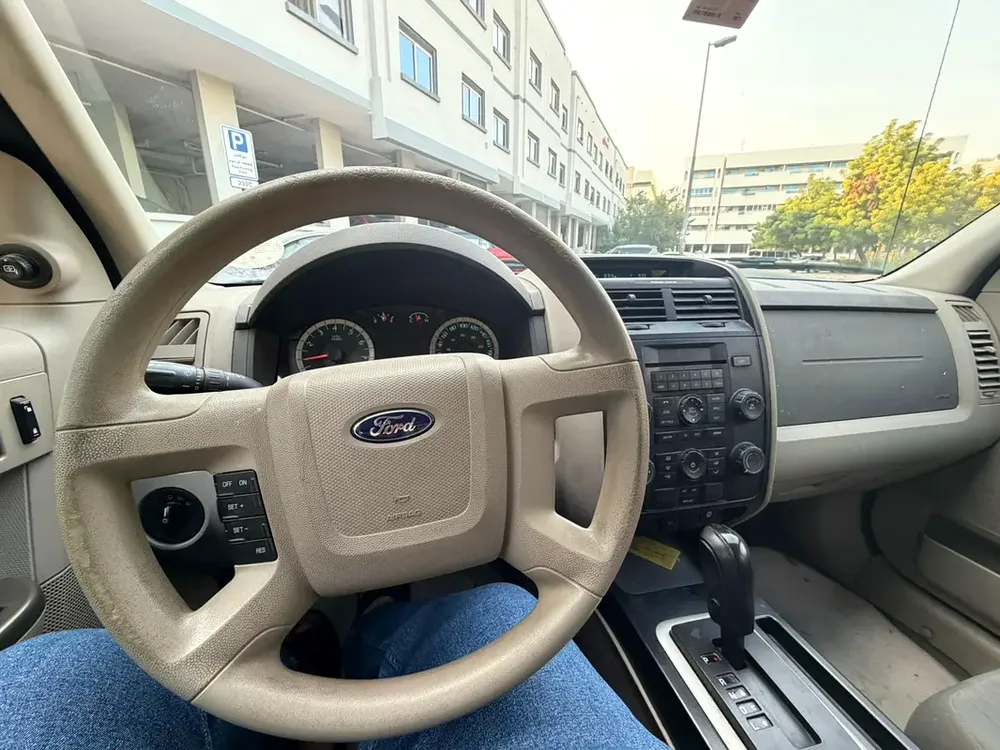 Ford Escape Trend 2012 GCC Specs - Image 11