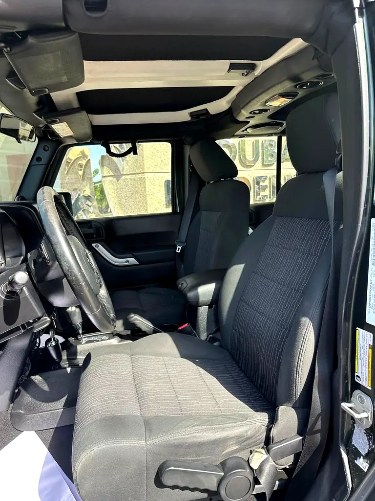 Jeep Wrangler Unlimited 2012 Standard GCC Specs - Image 10