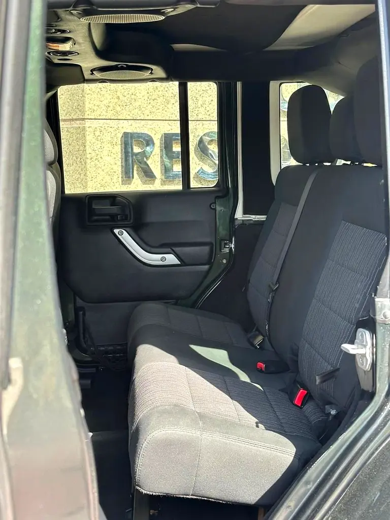 Jeep Wrangler Unlimited 2012 Standard GCC Specs - Image 16