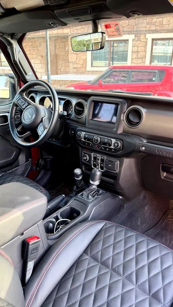 Jeep Wrangler Sport 2021 GCC Specs - Excellent Condition - Image 5